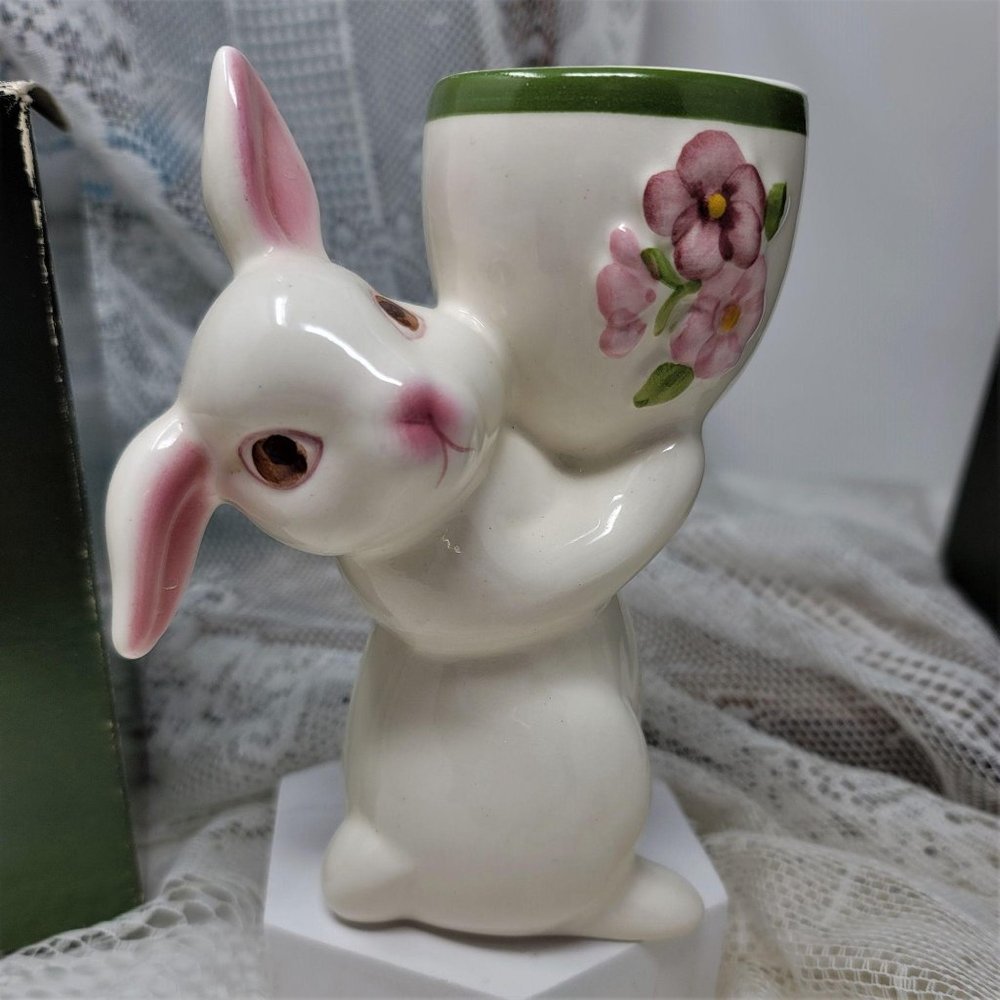 AVON 1981 Sunny Bunny Ceramic Candle Holder